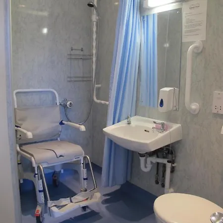 Calvert Lakes Hostel