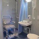 Calvert Lakes Hostel